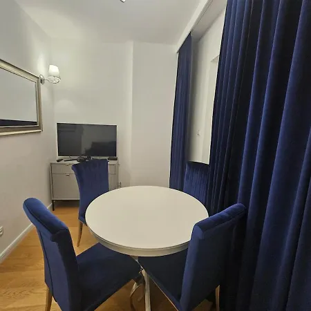 Kasprzaka 29-1809 - Extra View